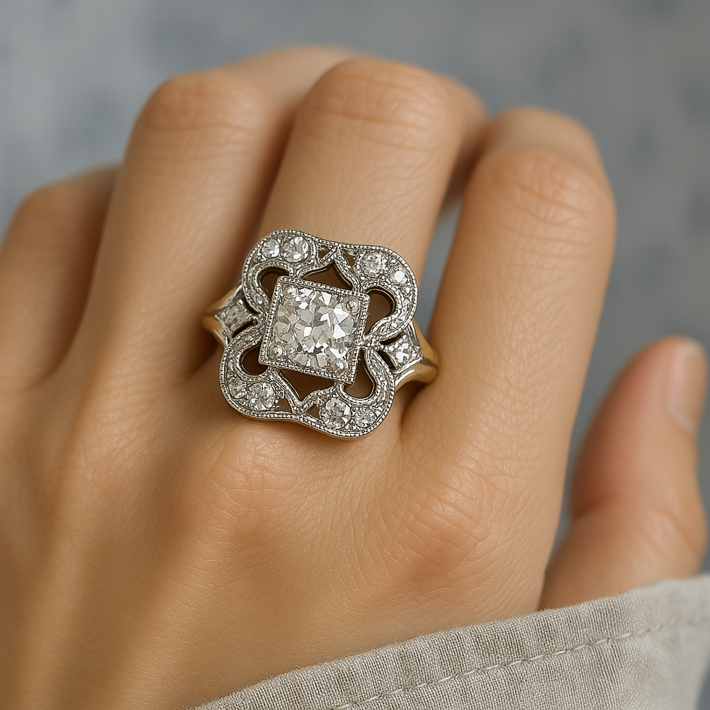 Retro Zirconia Gold Ring